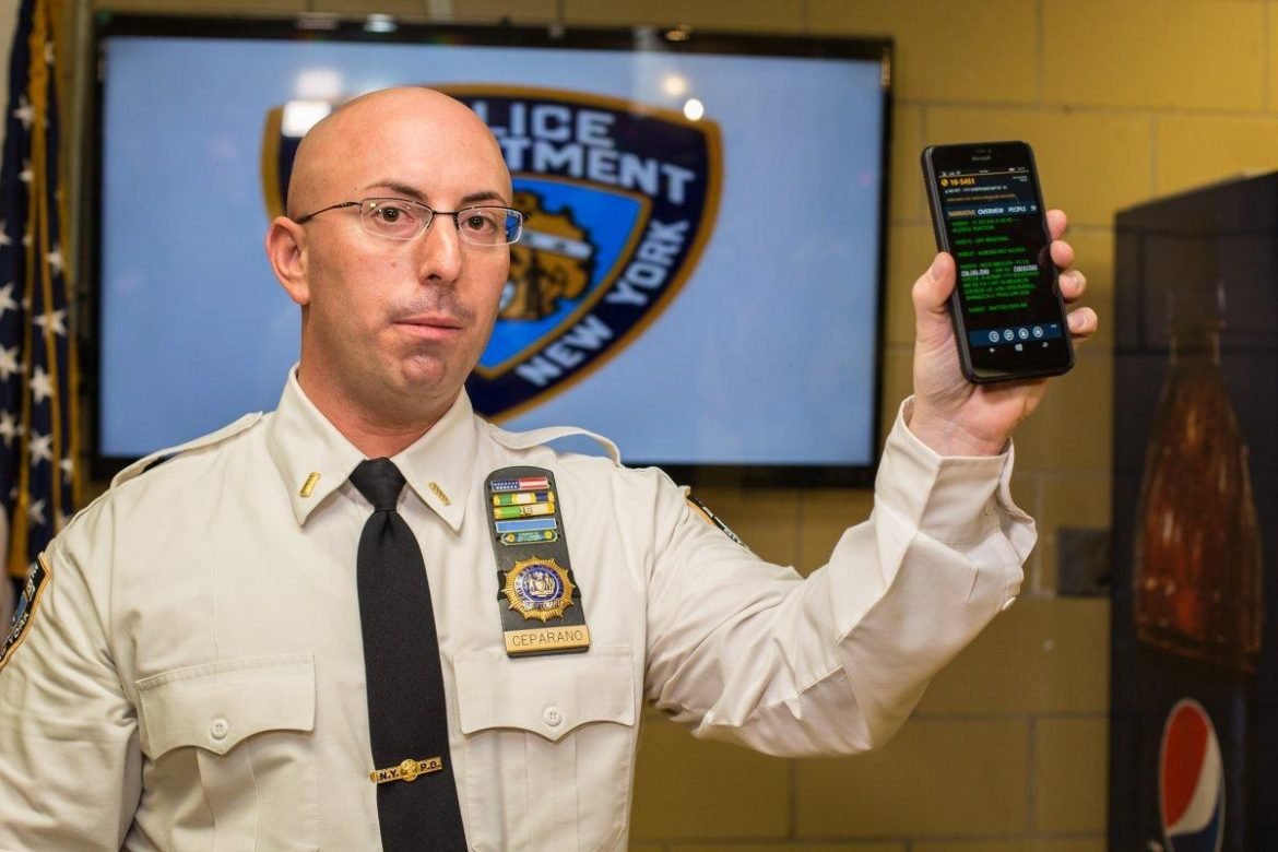 Полиция Нью-Йорка заменит 36 тысяч Windows-смартфонов на iPhone