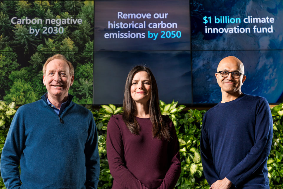Microsoft намерена достичь отрицательного уровня выброса углерода к 2030 году