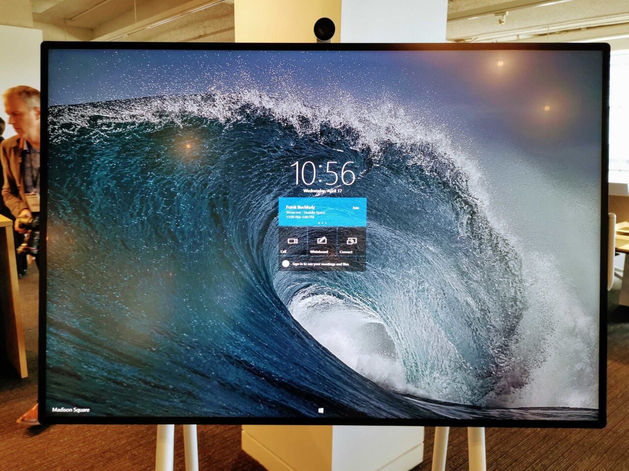 Microsoft анонсировала второе поколение Surface Hub 2S с новой версией Windows